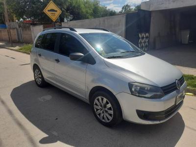 Autos Venta Santiago Del Estero vendo Suran 2012 comfortline